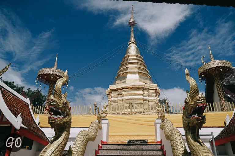 Review image of Wat Phra That Doi Kham