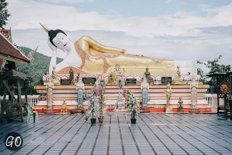 Review image of Wat Phra That Doi Kham 